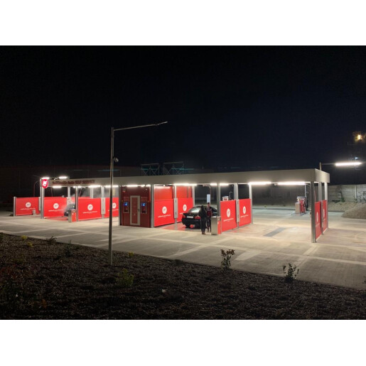 Echipament pentru spalatorii auto self service montat in container tehnic